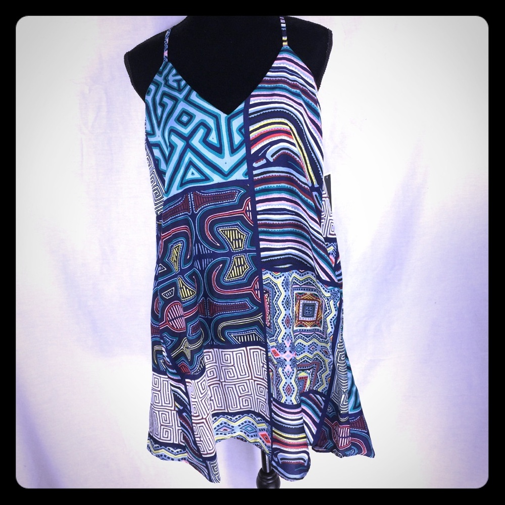 Abstract dress with pockets